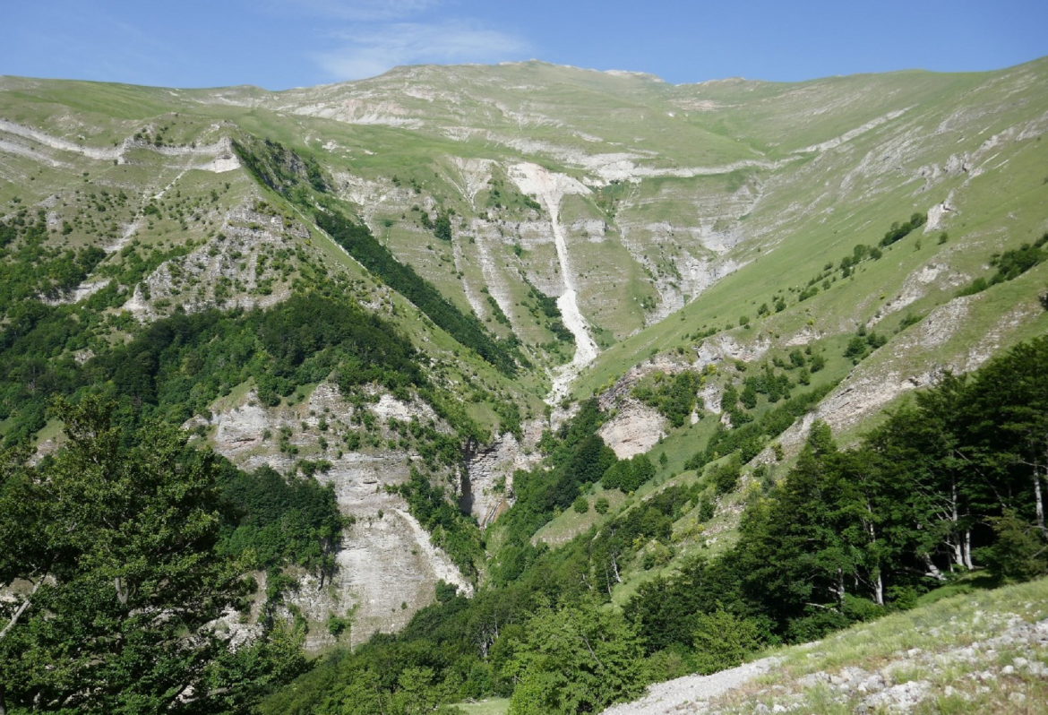 Sabato 25 giugno 2022 – Cascata dimenticata per la lecceta della Samara