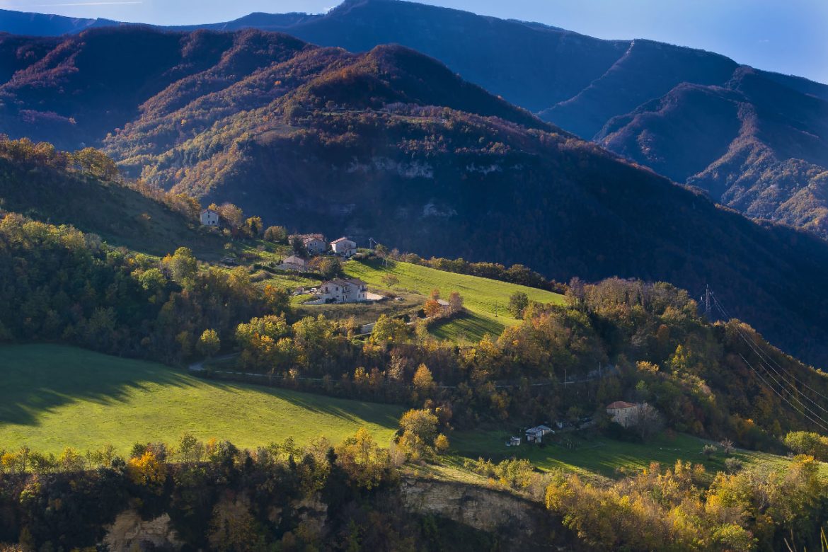 Domenica 11 giugno 2023 – In CAMMINO nei PARCHI – Percorso del Tasso: Anello Cagnano-Case Rotili